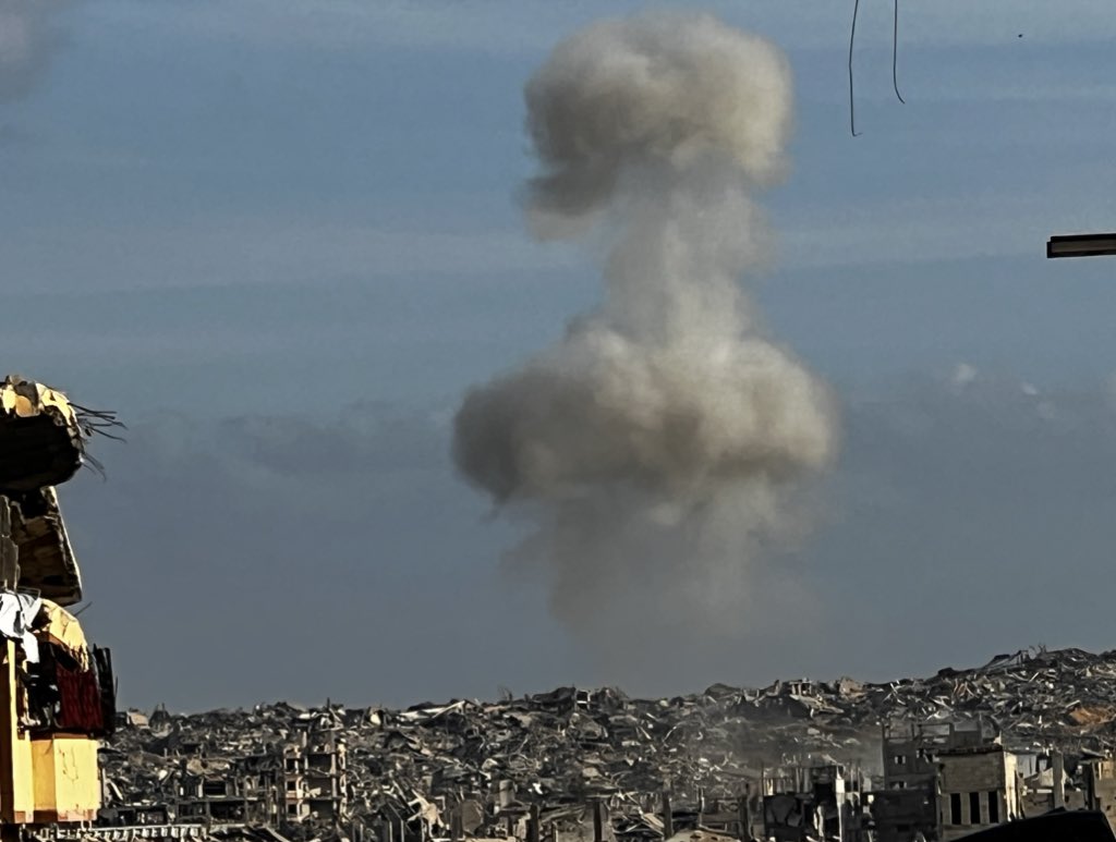 Israeli bombing reported in Al Zaytoun Gaza City neighborhood