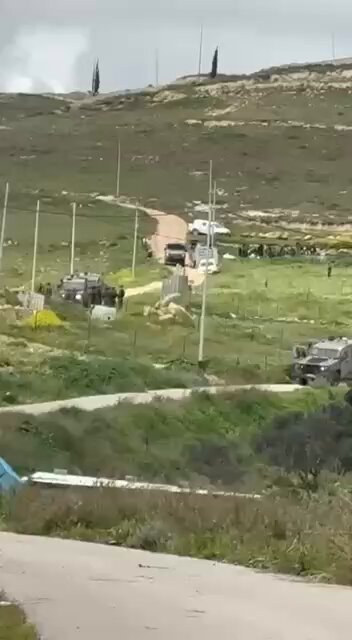 Palestinians Defend Beit Ummar Against New Israeli Settlement Outpost