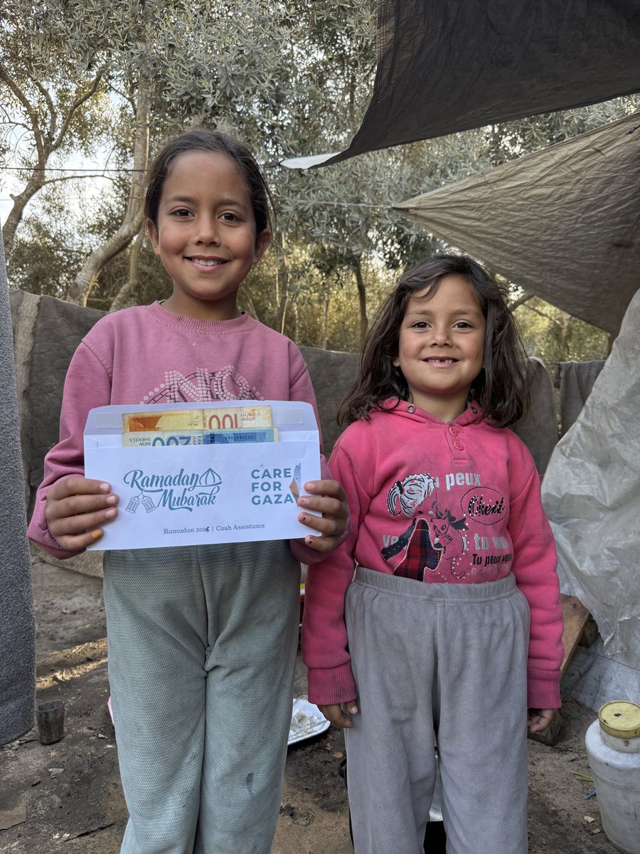 Cash assistance and Suhoor packages for displaced families