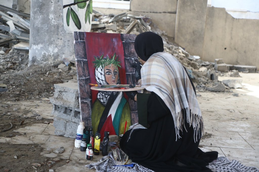 Gaza artist celebrates Palestine’s Land Day amid home ruins