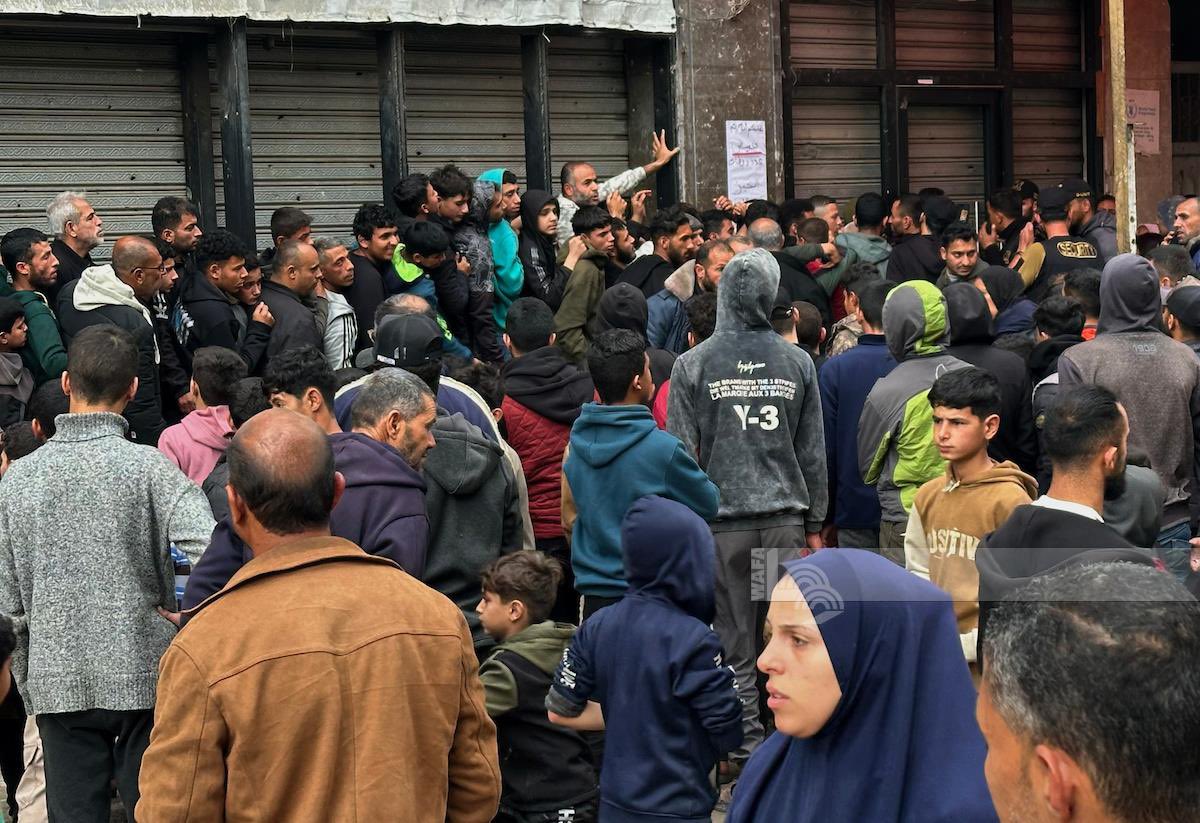 Gaza: Long queues for bread amid fuel and aid shortages