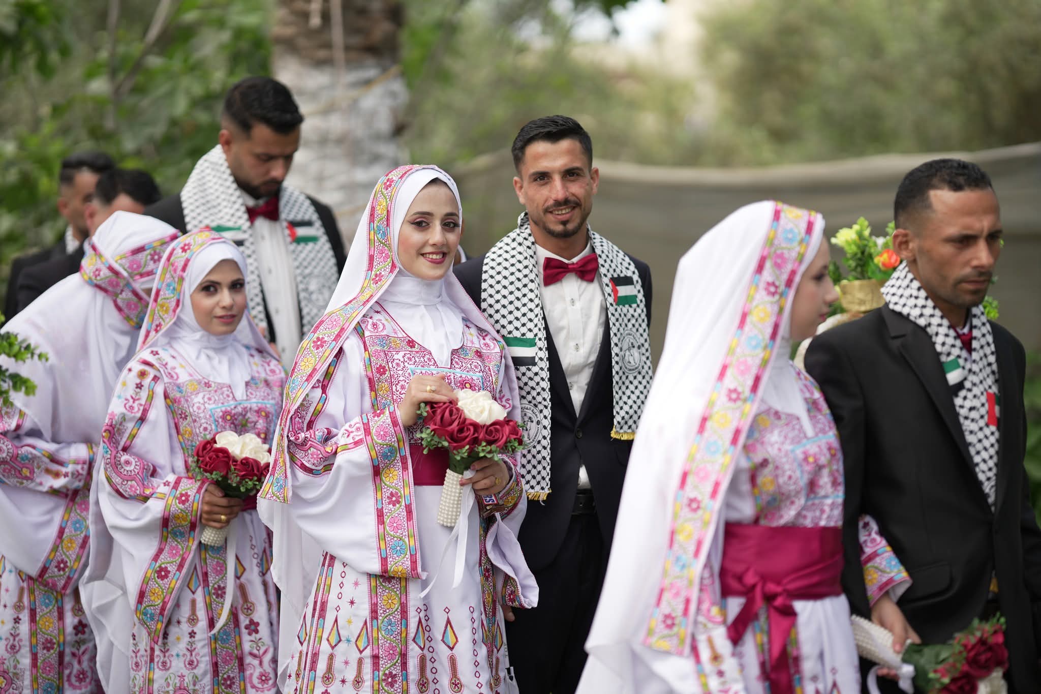 Mass Wedding Celebration in Gaza with Humanitarian Support