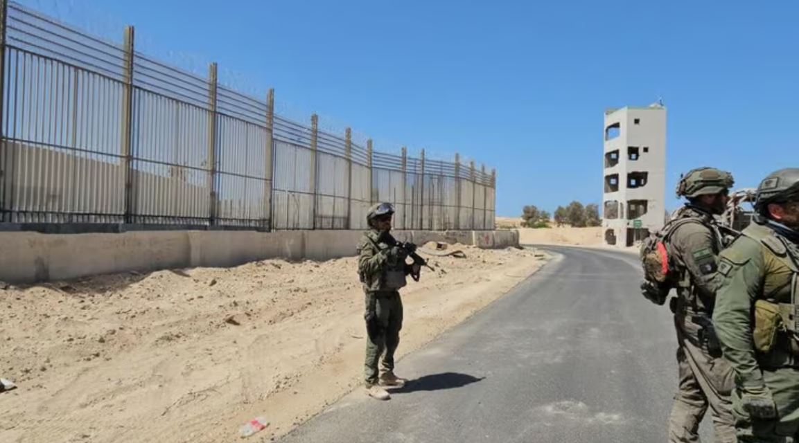 Israeli Army Photos Published from Rafah and Philadelphi Corridor