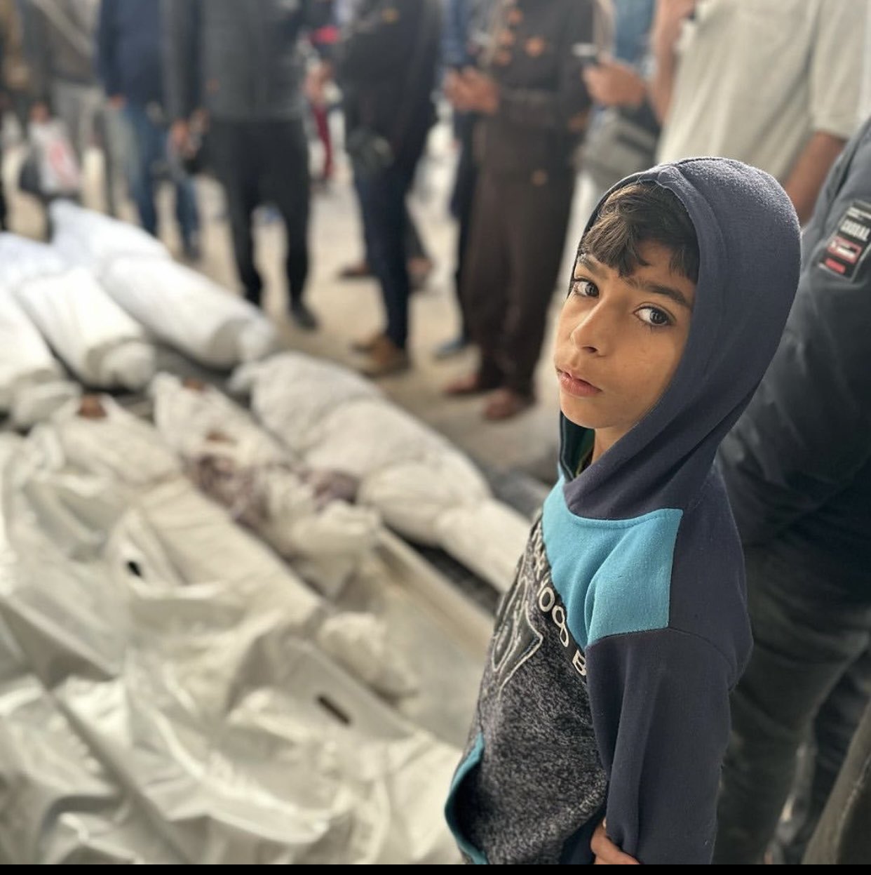 Palestinian children bid farewell to Arjani family victims in Rafah