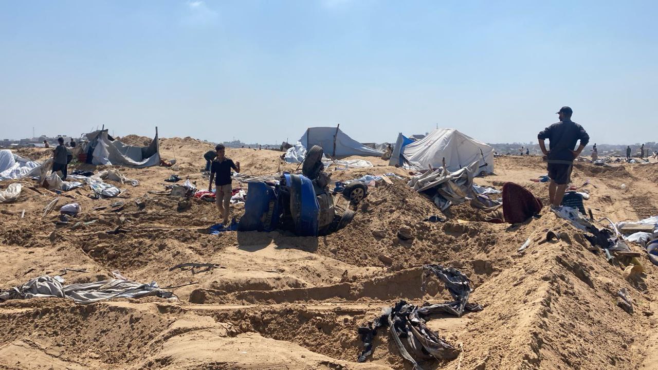 Massive destruction in displacement tents after occupation withdrawal