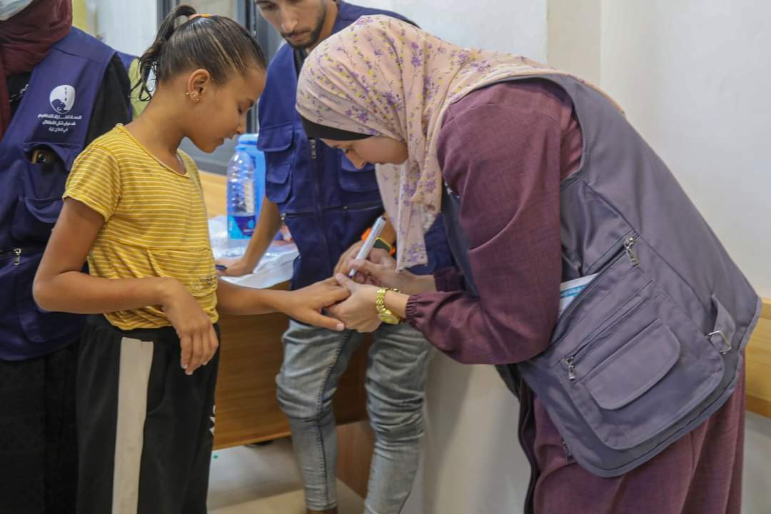 Polio vaccination campaign begins in central Gaza Strip