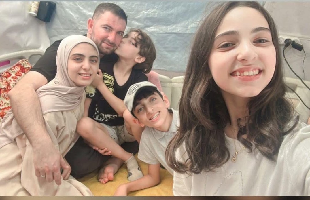 Journalist Mohammed Washah and children amid press freedom crisis