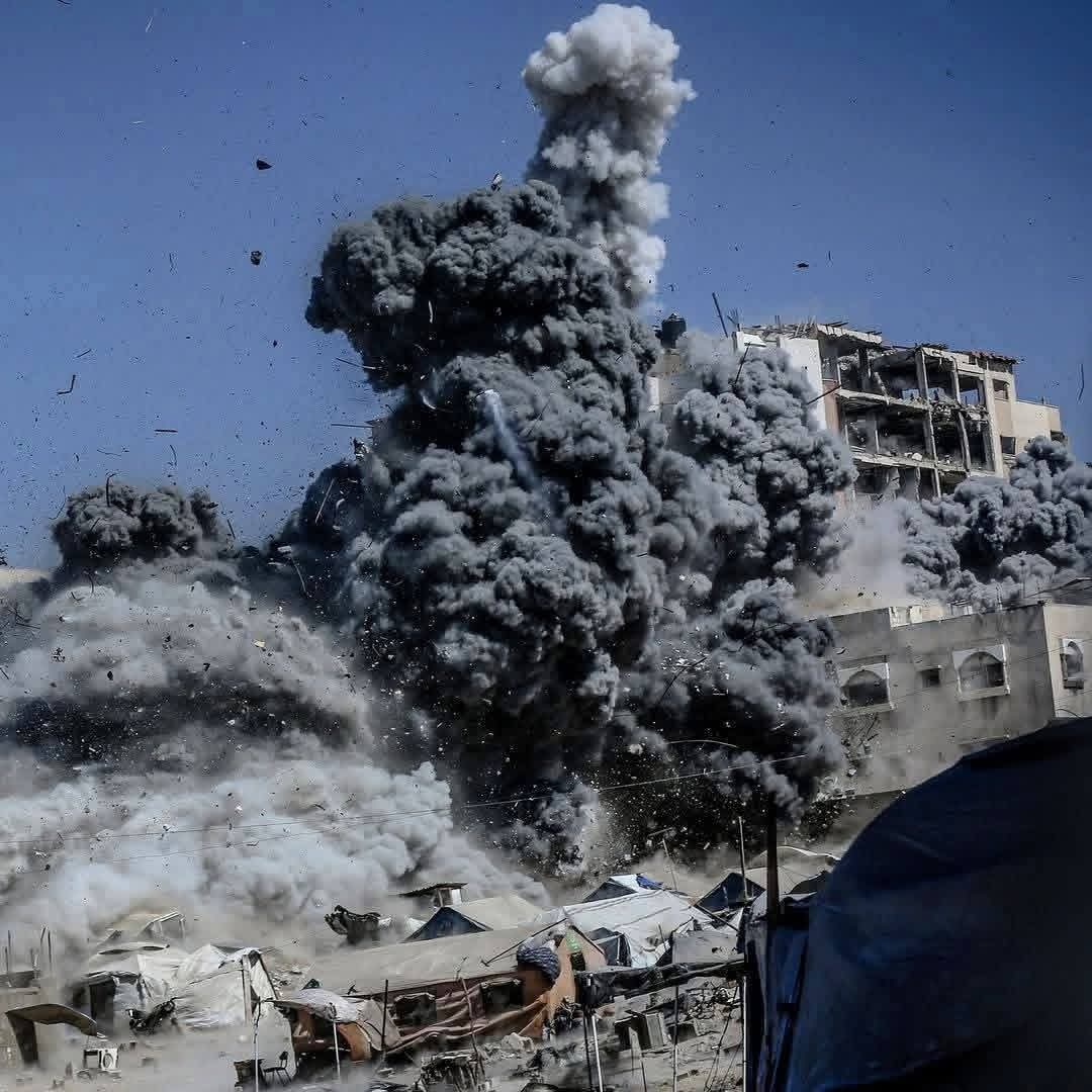 Gaza Destruction with Tons of Bombs