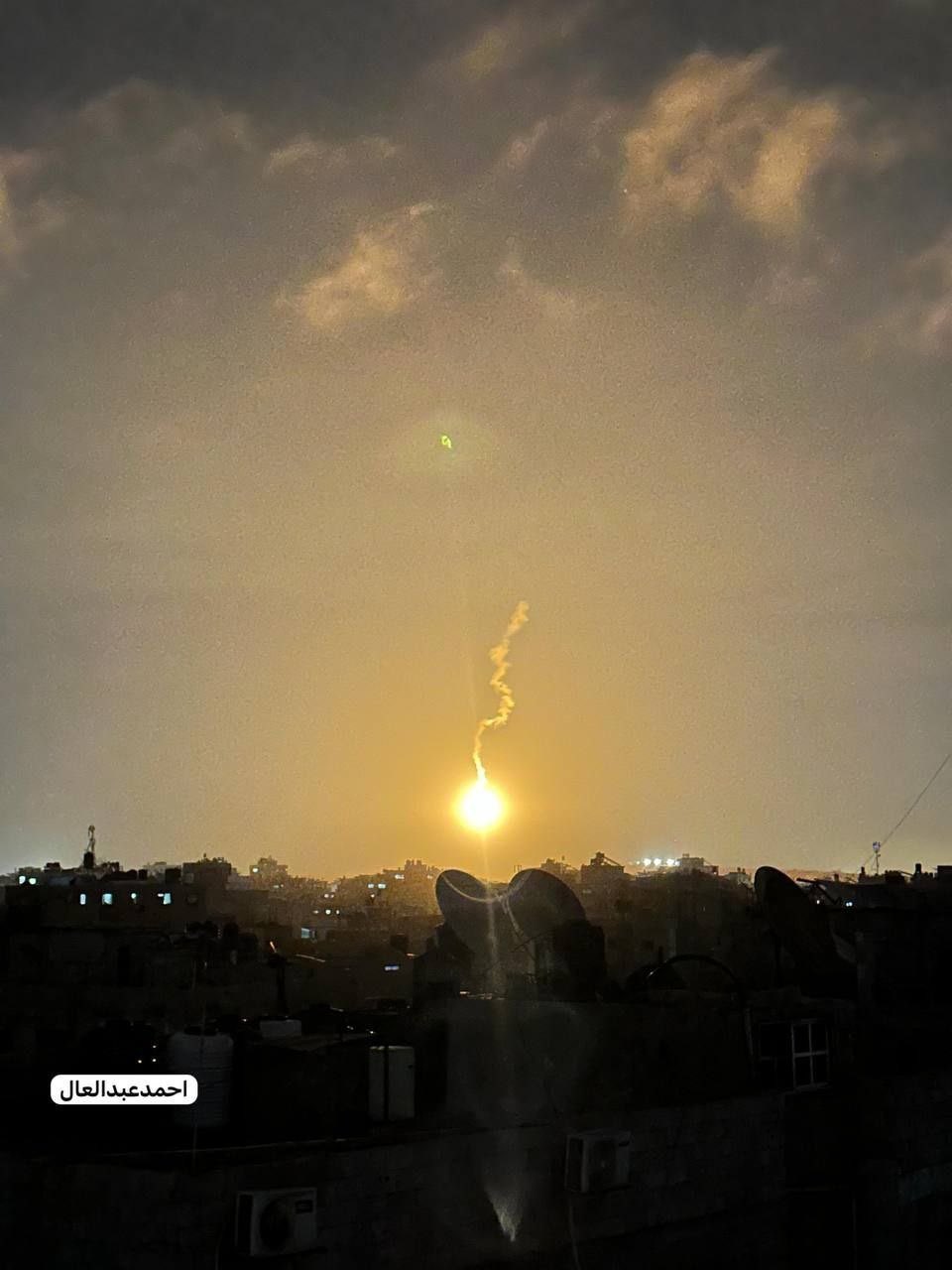 Israeli forces fire flares over Gaza City eastern areas