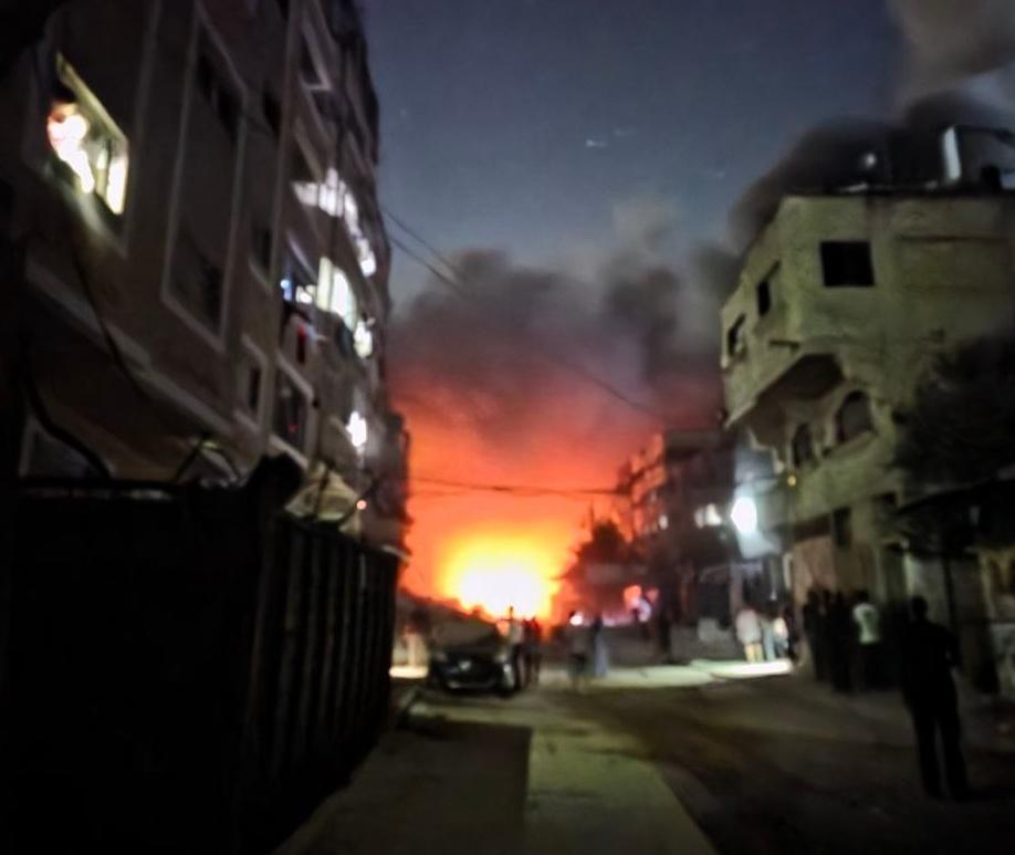Massive Explosions Strike Gaza City as Over 30 Buildings Demolished