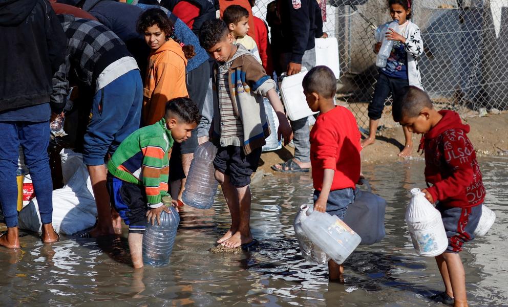 Gaza receives 1.26 million polio vaccines for upcoming campaign
