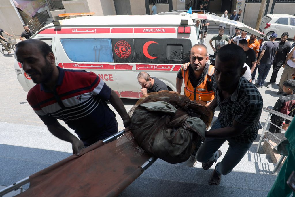 Israeli Airstrikes Kill Civilians in Gaza City Neighborhoods