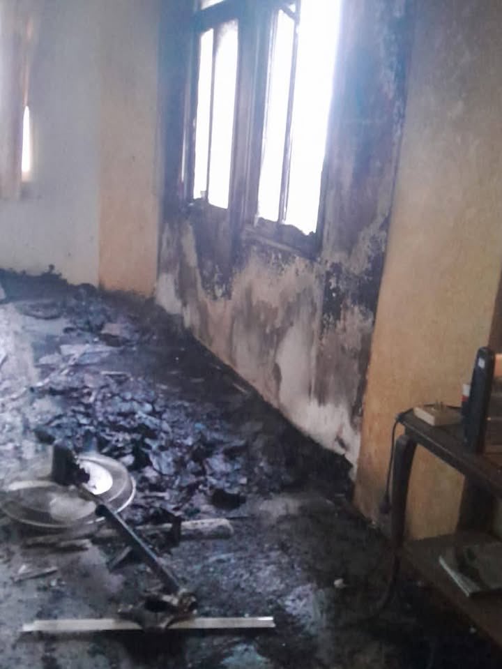 Israeli settlers set fire to mosque in West Bank