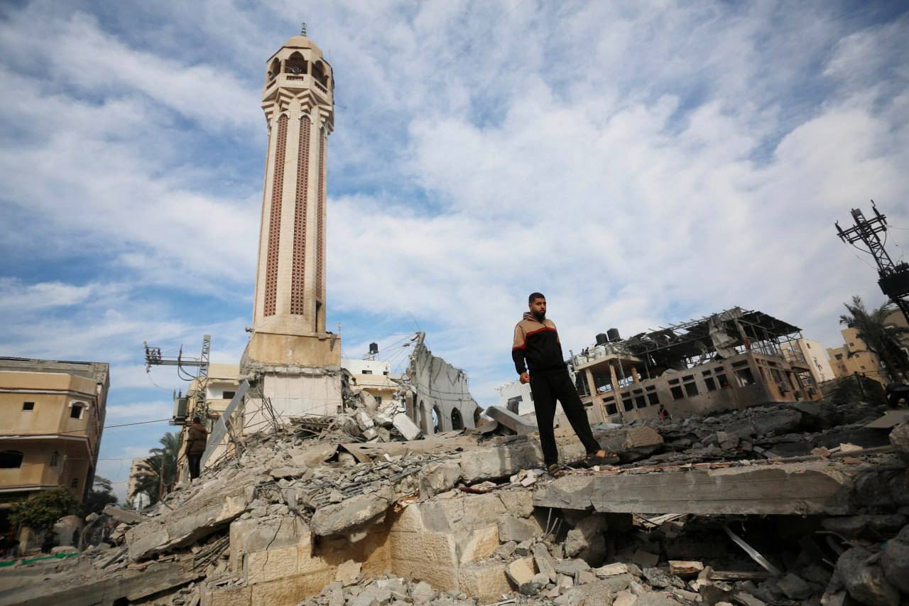 Israeli airstrike destroys mosque in Deir al Balah