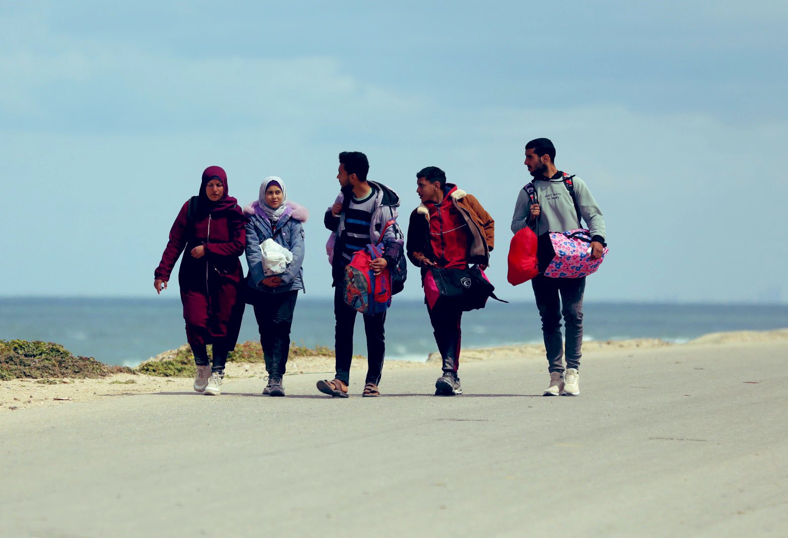 Israeli Forces Forcing Northern Gaza Residents into Unsafe Southern Areas