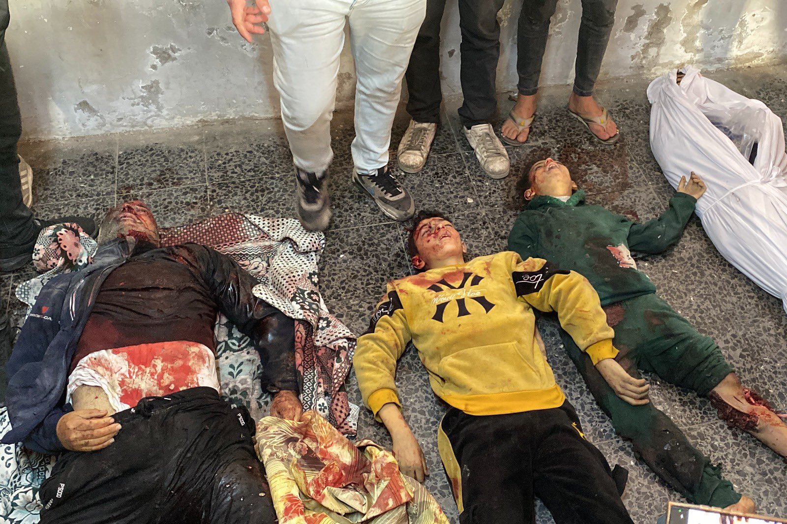 Casualties reported in Israeli airstrikes on Rafah and Khan Younis
