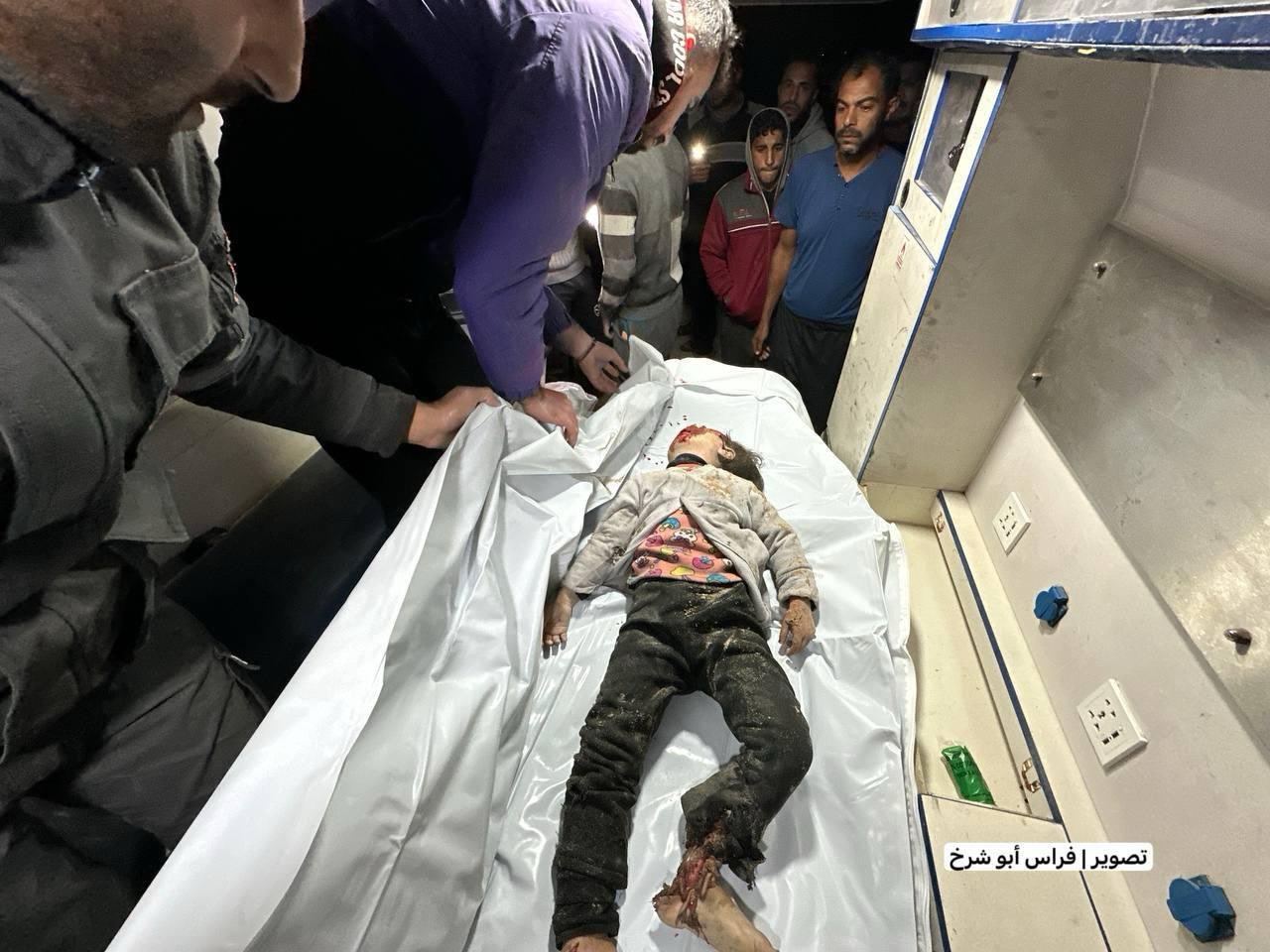 Israeli bombing kills 10 people in Khan Younis