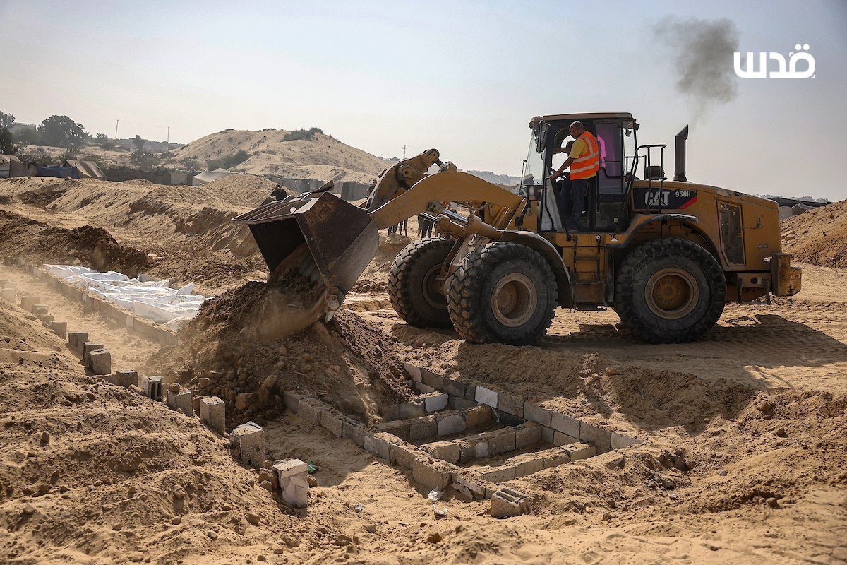 Mass grave opened in Khan Younis for unidentified Palestinian martyrs