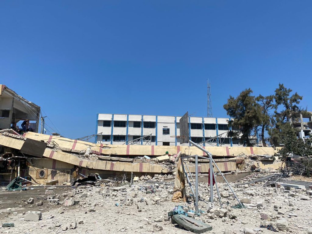 Israeli bombing kills 20+ at Gaza school shelter