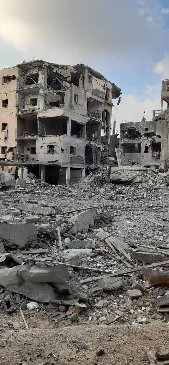 Israeli airstrikes destroy thousands of residential buildings