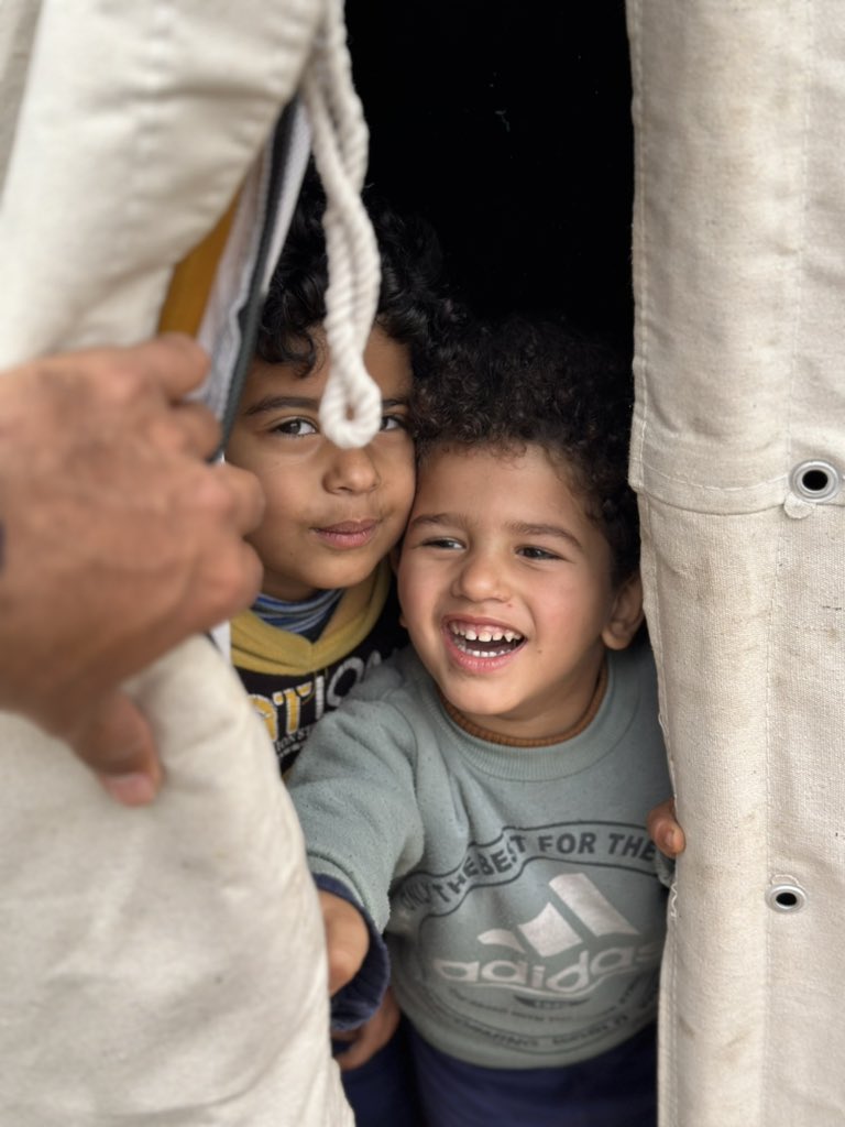 Little Refugees Send Greetings from Gaza