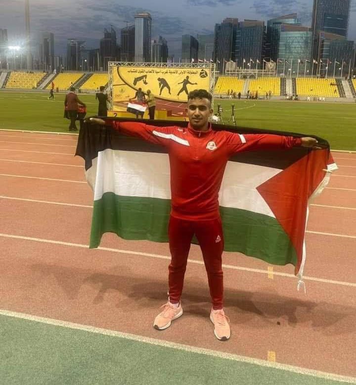 Israeli Forces Kill Palestinian Runner at Aid Center in Gaza