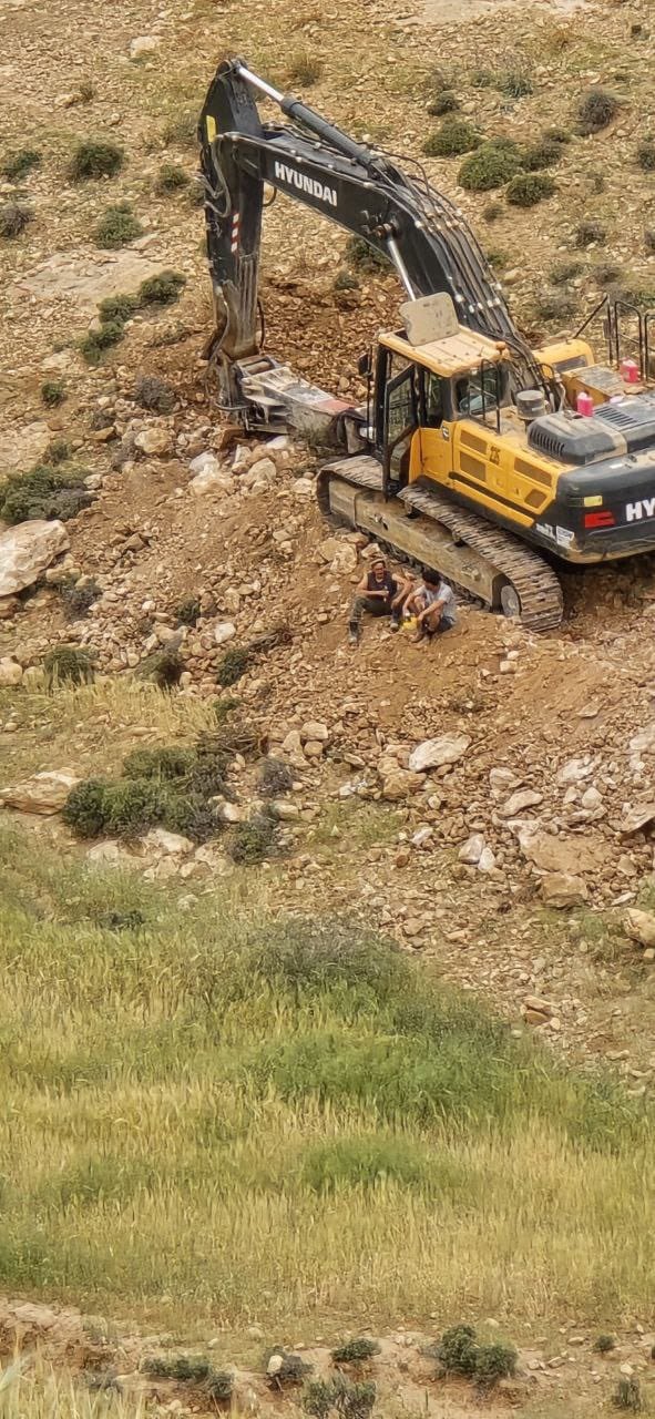 Israeli settlers open bypass road in West Bank neighborhood