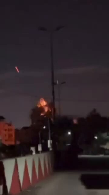 Israeli airstrikes continue in Lebanon despite ceasefire agreement