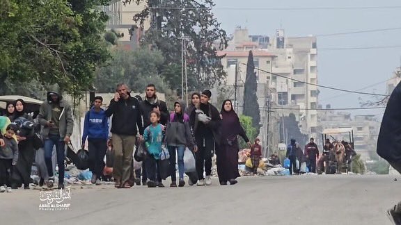 Palestinians flee Shefa hospital after Israeli raid Gaza