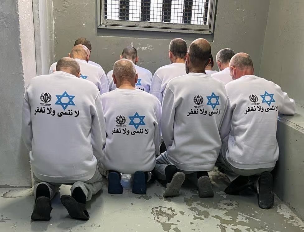 Israeli occupation marks released Palestinian prisoners with threatening messages