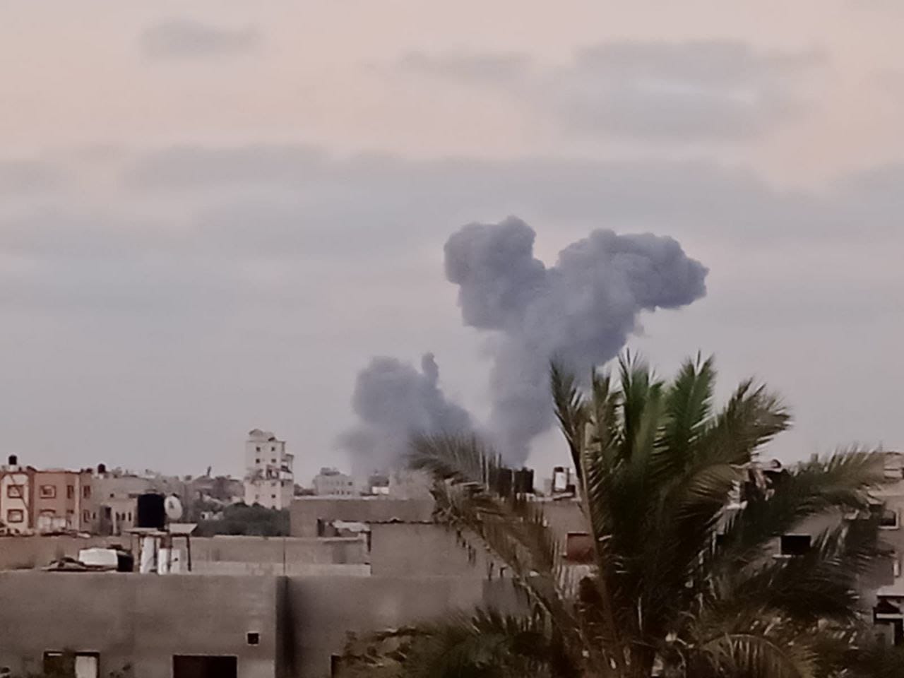 Israeli Forces Demolish Residential Buildings in Abasan al-Saghira