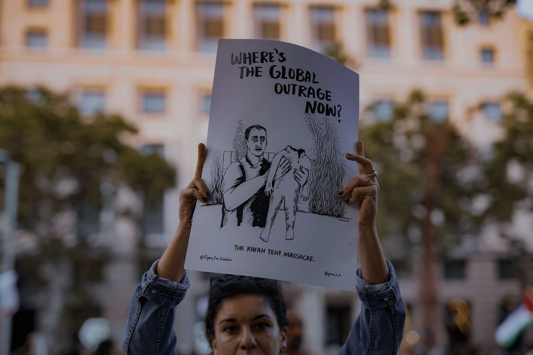 Barcelona Protesters Denounce Israeli Operations in Rafah