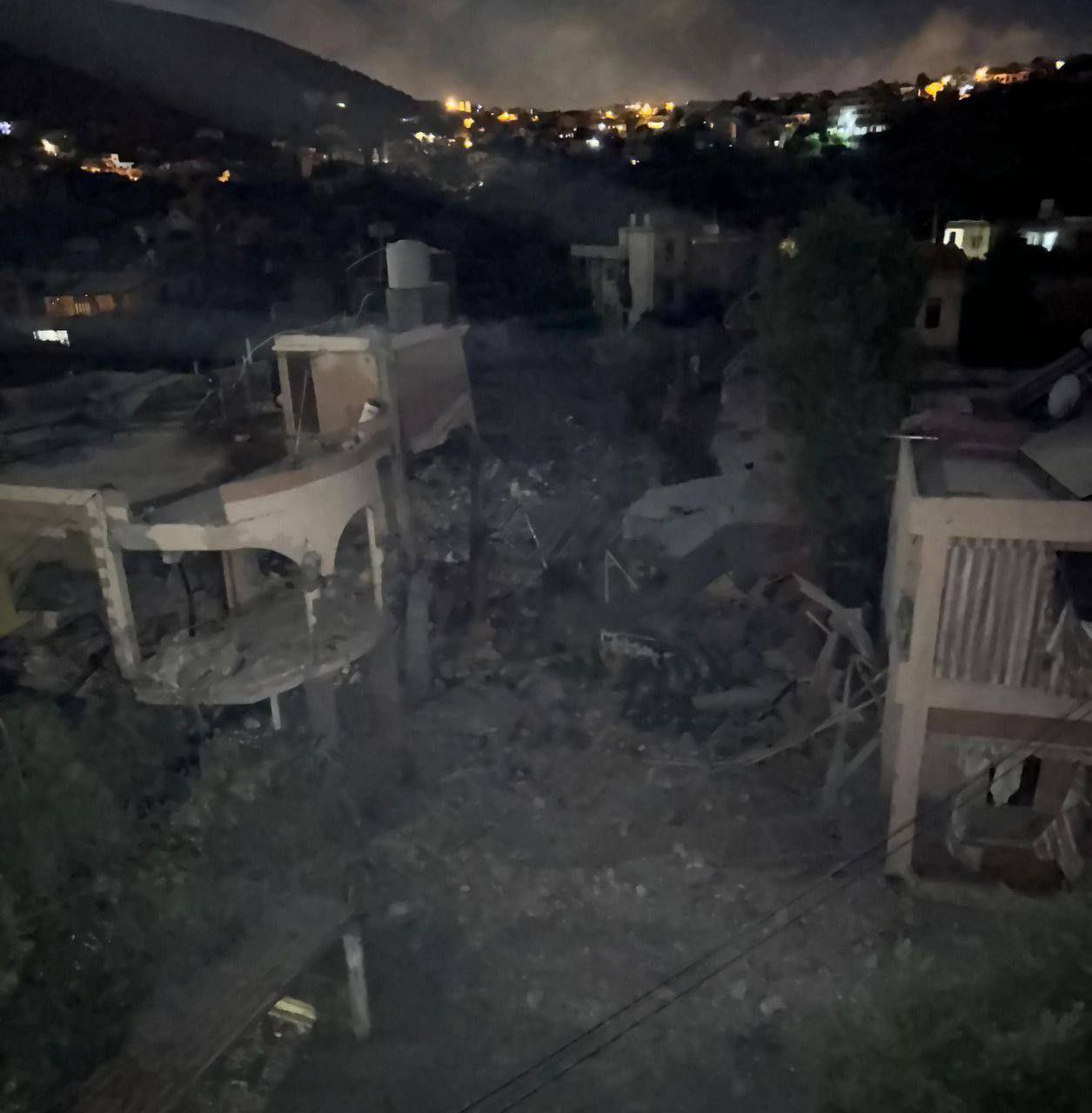 Israeli airstrike on Lebanese civilian areas causes destruction and casualties