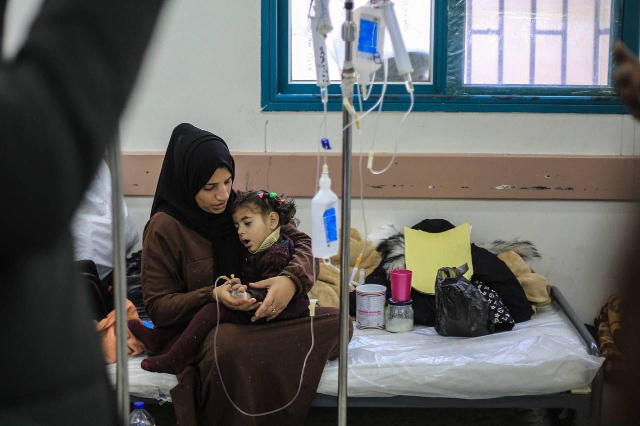 Palestinian Civilians Injured in Israeli Airstrikes on Gaza City