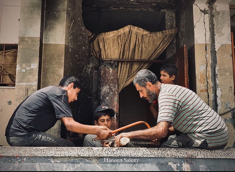 Gaza: primitive life, wood scarcity, siege causes starvation and displacement