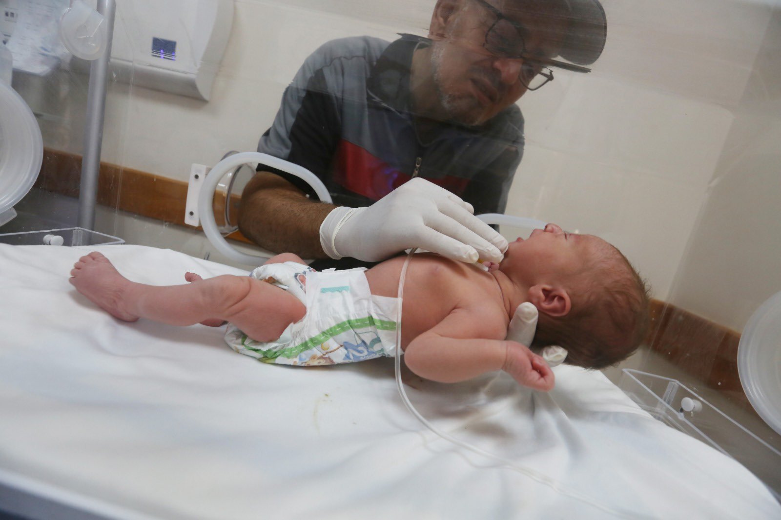 Infant extracted from deceased mother after Israeli bombing in Gaza
