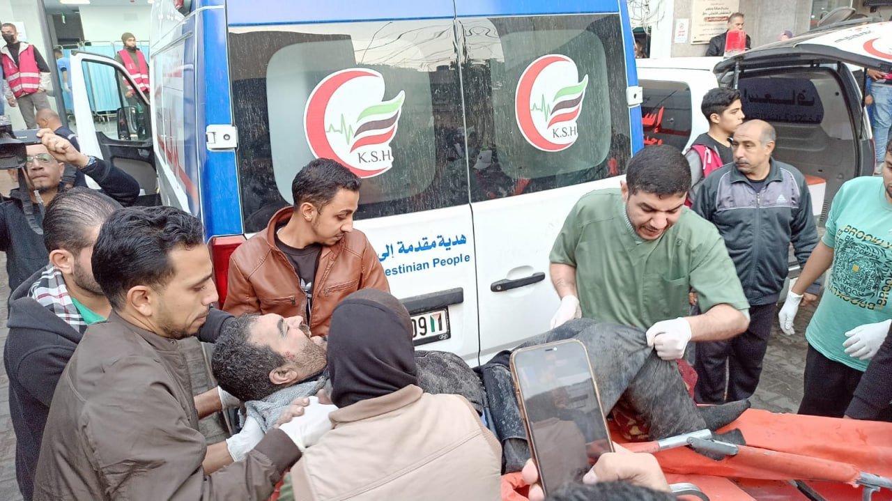 Israeli airstrike on Rafah family home injures civilians