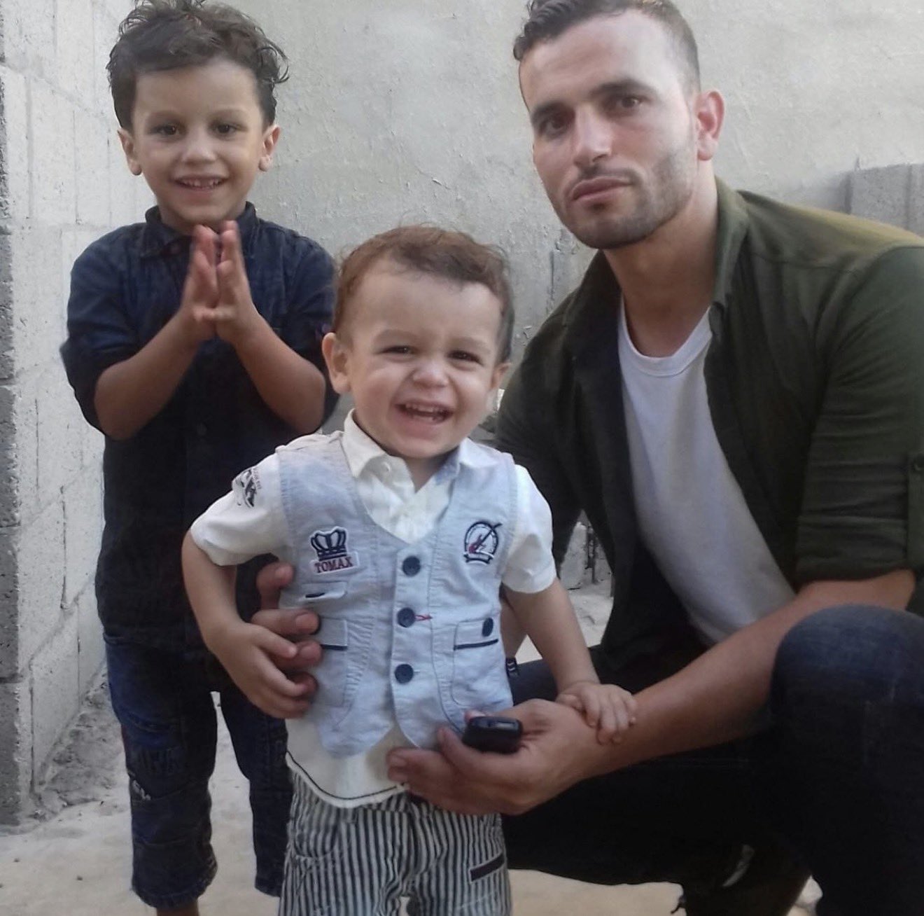 Israel kills Fathi Abu Hussein and children in Khan Younis