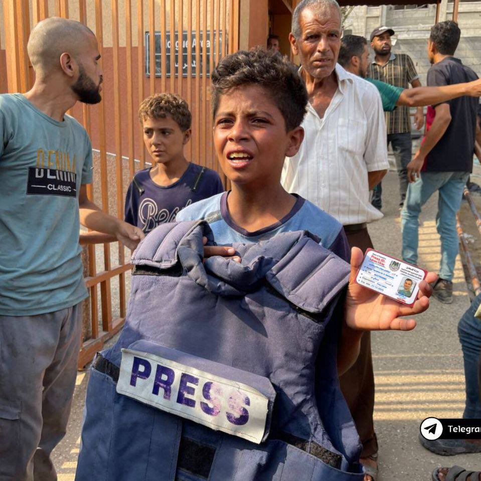 Journalist Ibrahim Muhareb killed by Israel commemorated at funeral
