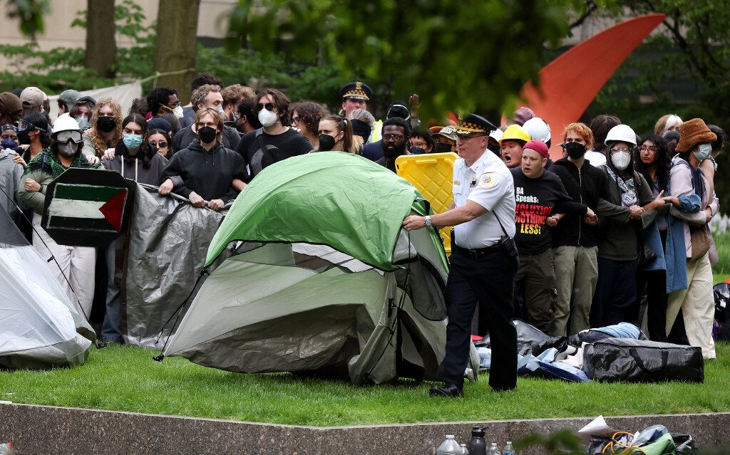 68 Arrested at Art Institute Palestine Protest