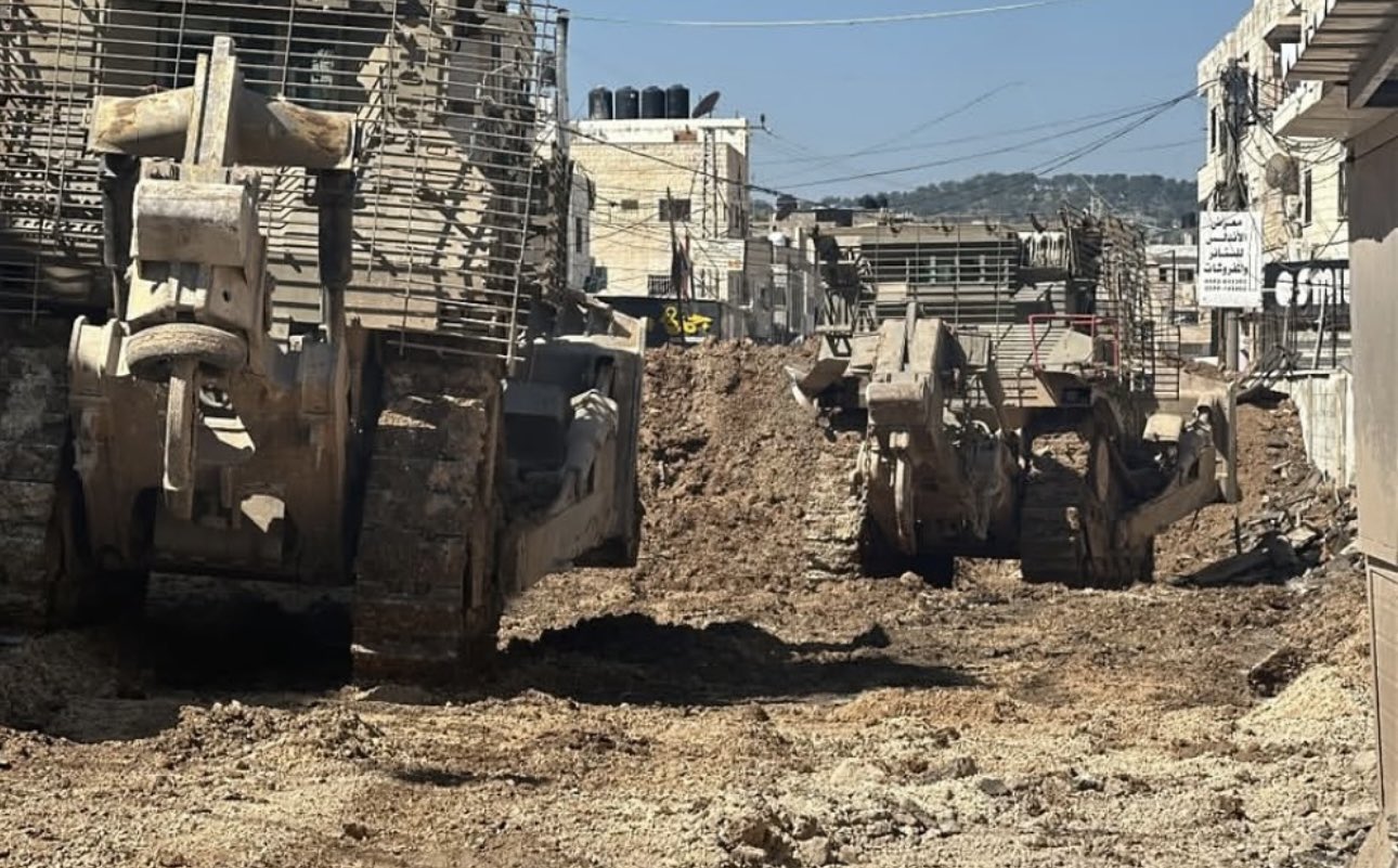 Israeli Forces Close Jenin Refugee Camp Entrance