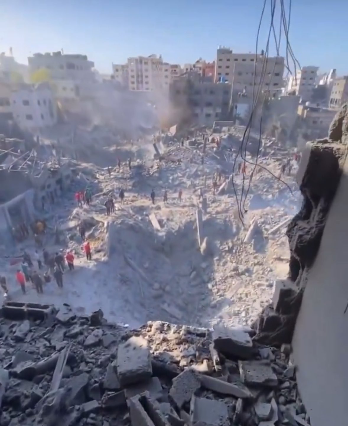 Residential Square Bombed: Over 500 Deaths Reported