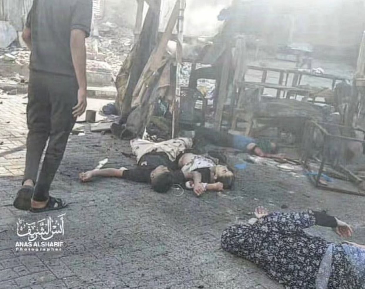 Israeli airstrike kills Palestinians in Jabalia refugee camp