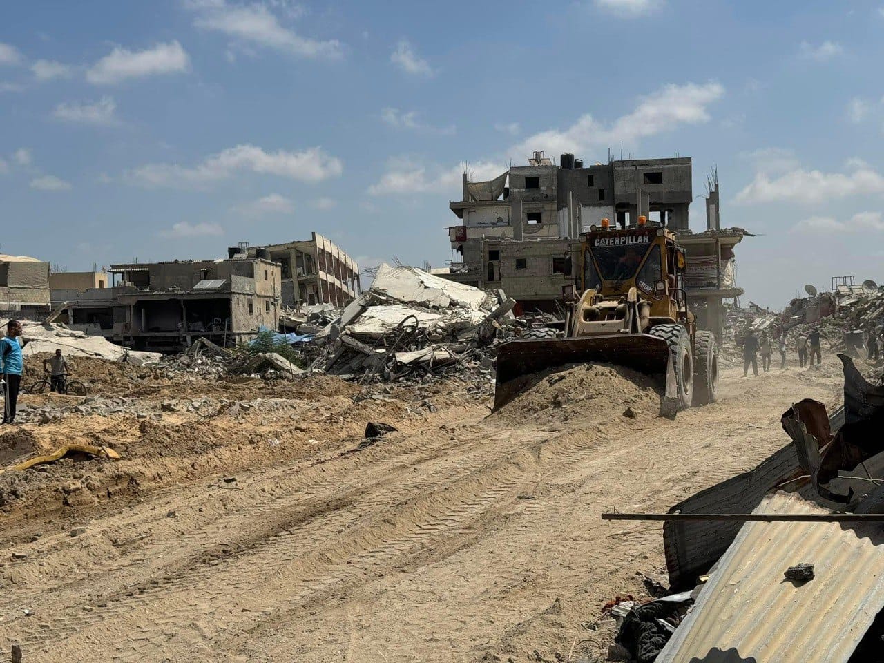Gaza Government Declares Bani Suheila Disaster Area After Israeli Withdrawal