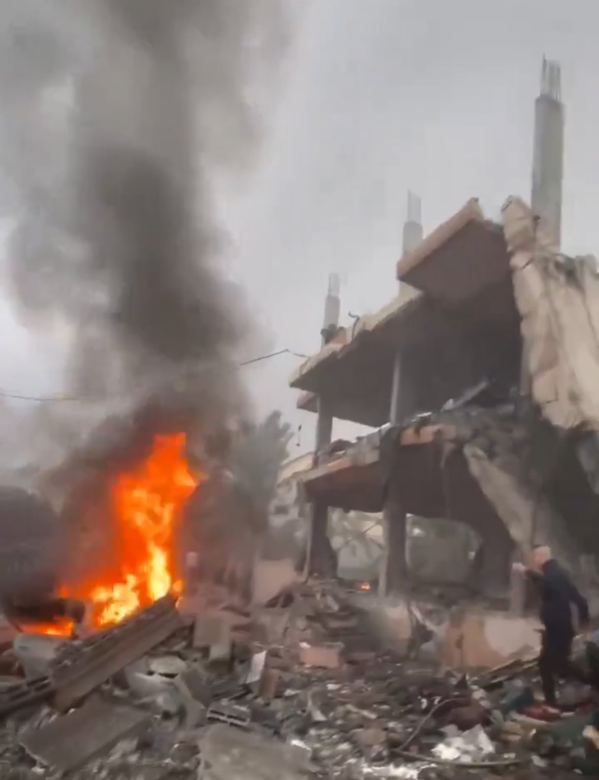 Israeli designated safe area bombed despite civilian evacuation orders