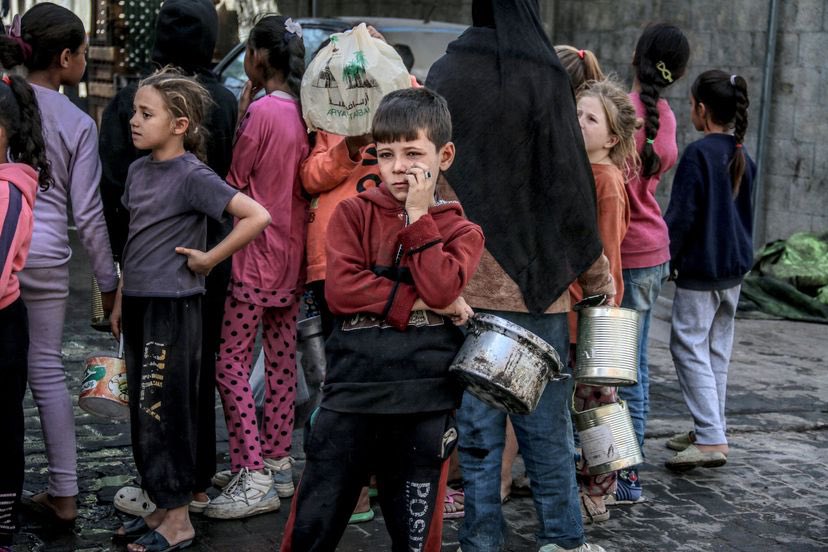 Palestinians seek free meals amid Gaza famine crisis