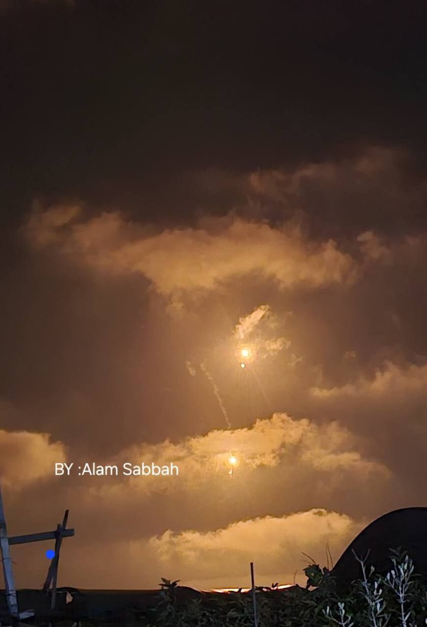 Israeli forces deploy illumination bombs over Rafah city center
