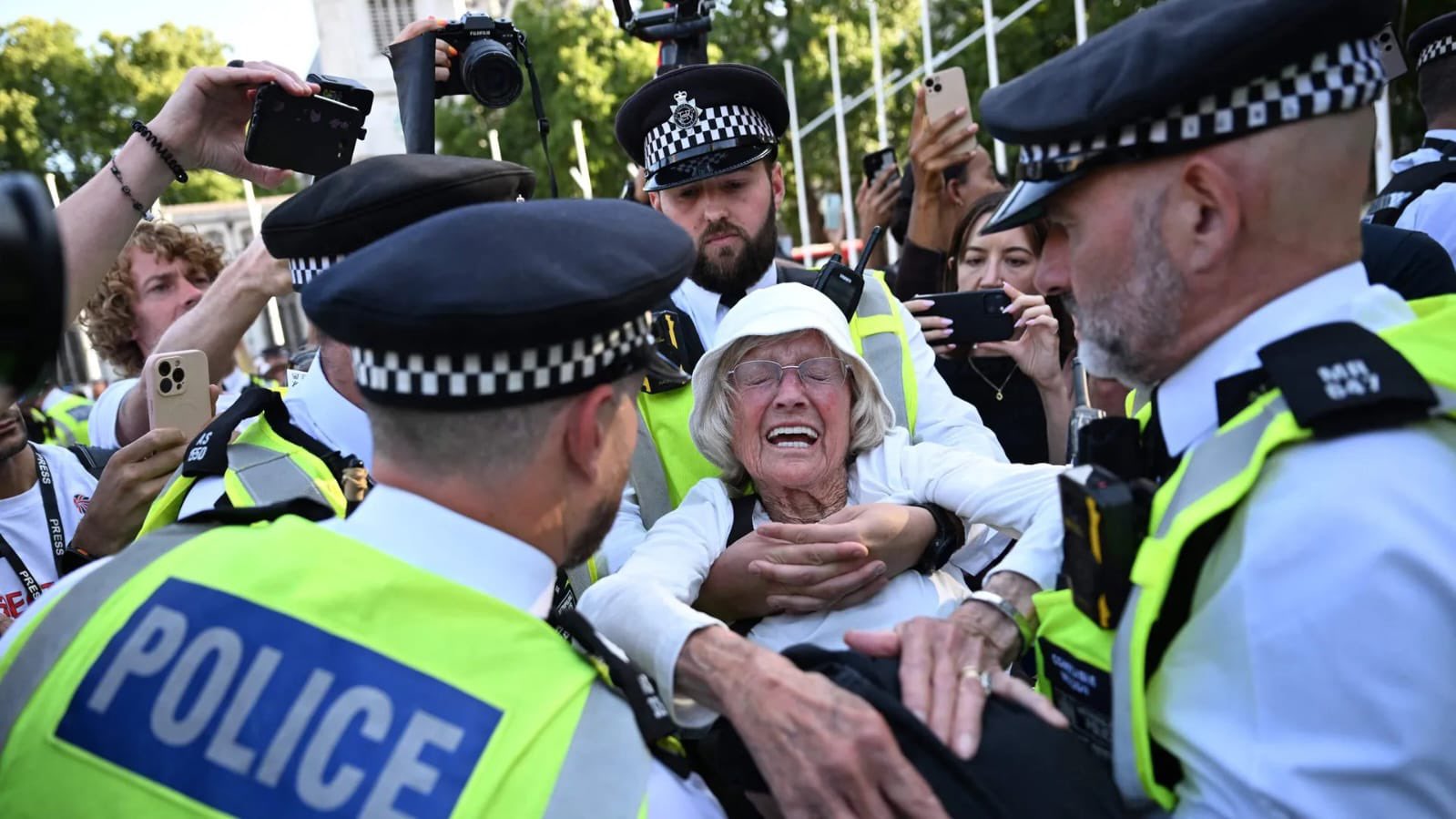 Metropolitan Police Release All Arrested Protesters Without Charges