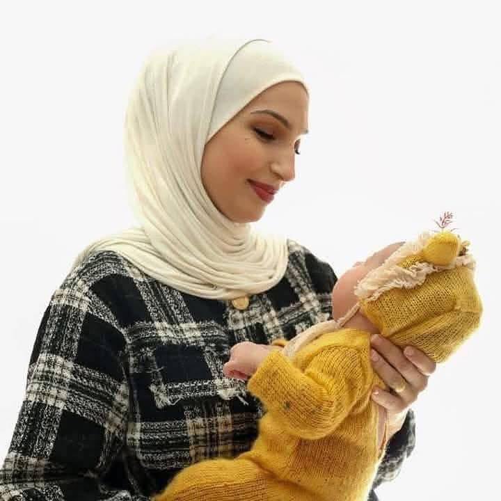 Gazan journalist Haya Mortaja dies of shock from airstrikes fear
