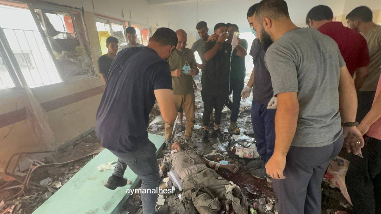 Israeli army bombs Gaza school sheltering displaced families